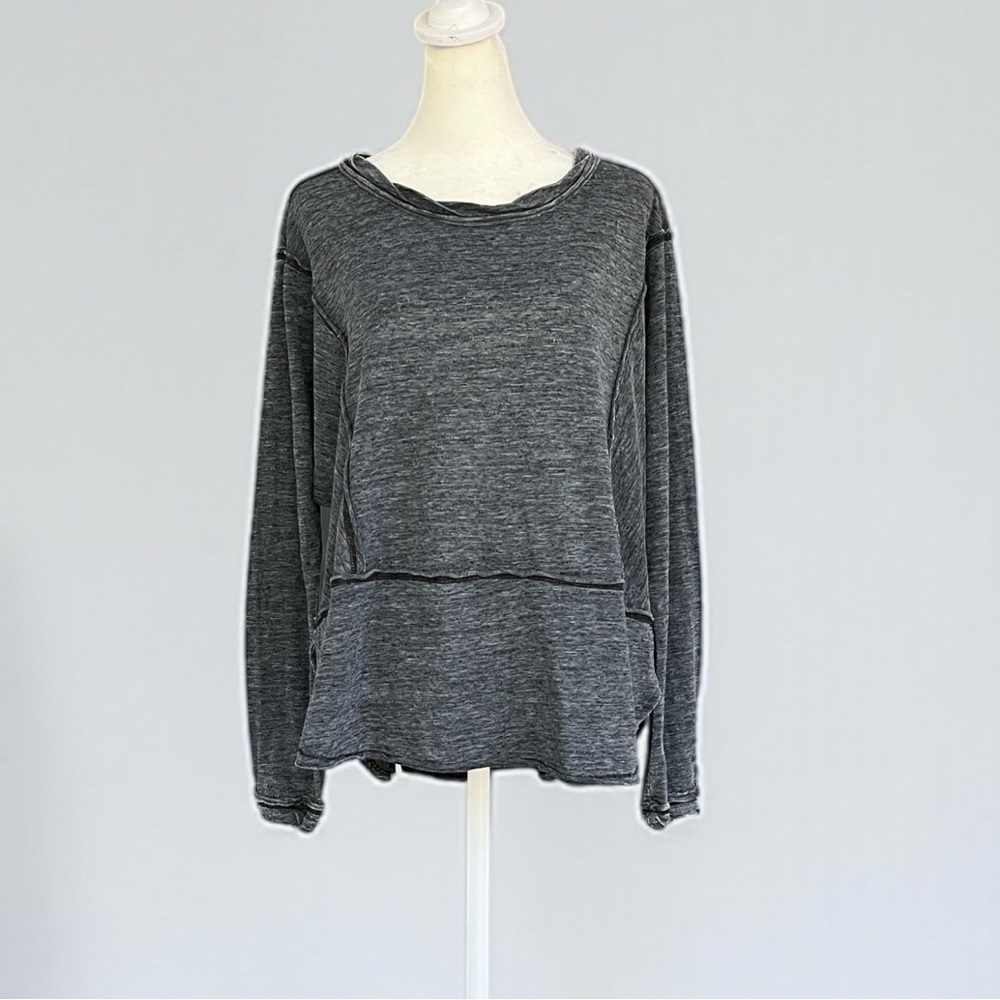 Z Supply Twisted Neck Exposed Seam Long Sleeve Tee in Gray Size XSmall